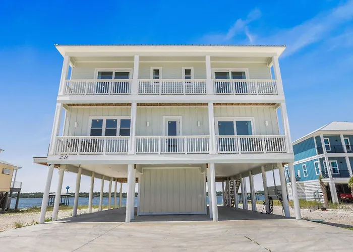 Blessing- Pool Elevator Sleeps 16 Six Bedrooms 6 Baths Holiday home